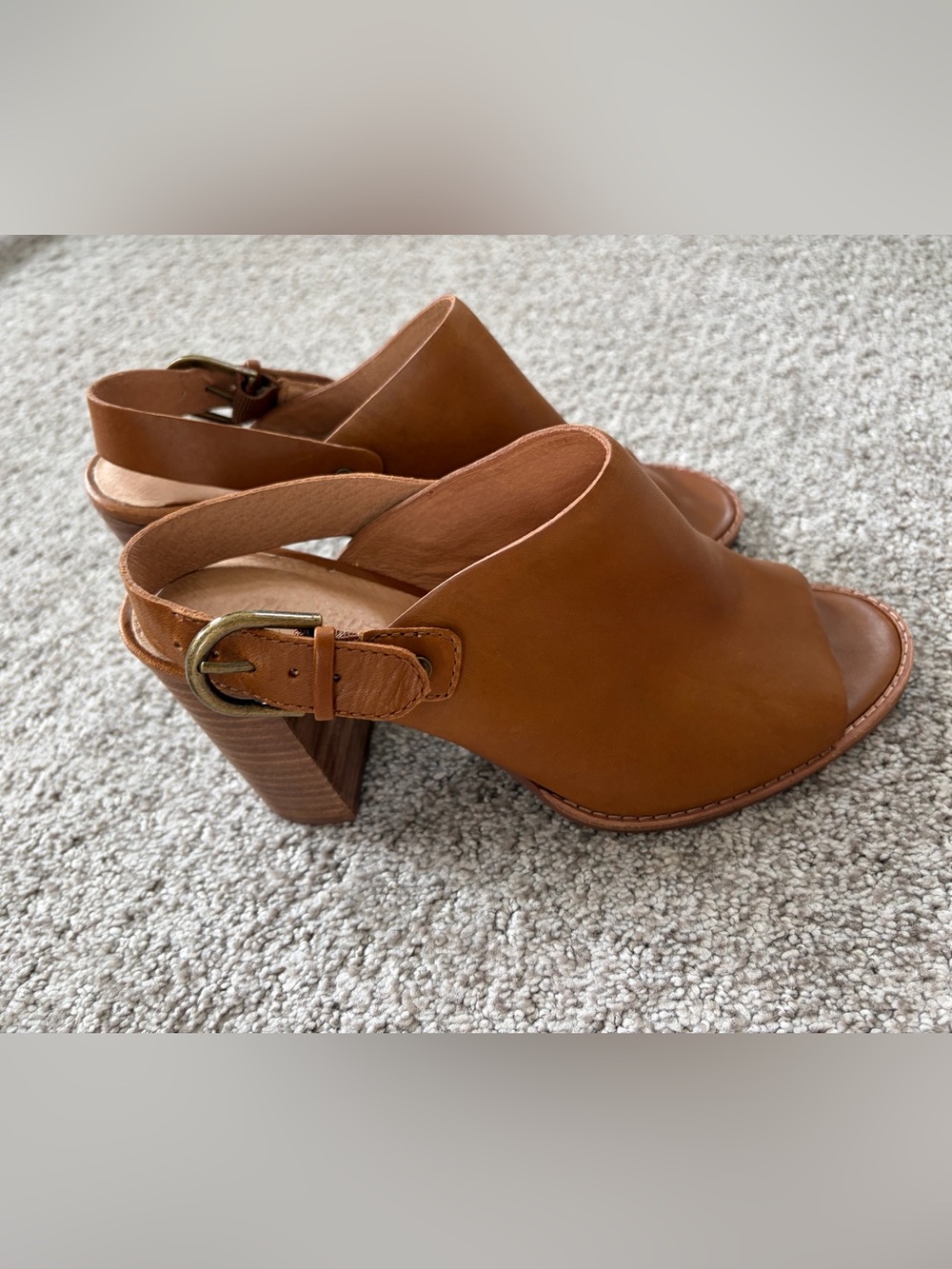 Madewell Classic Tan Leather Slingback Block Heel - Women